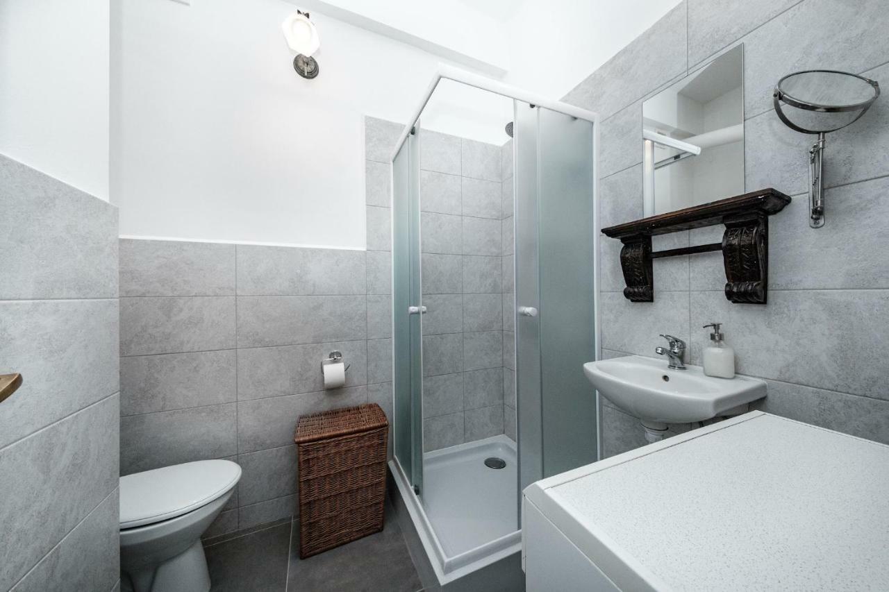 Friends Avenue Apartment Варшава Экстерьер фото